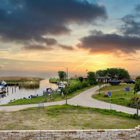 Wasserblick Deluxe 8 *